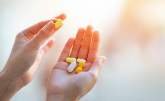 Rola suplementów na więzadła w diecie osób starszych