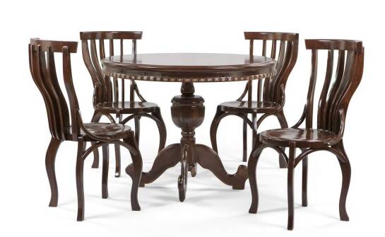 Stoły drewniane rozkładane – inwestycja w wygodę i styl