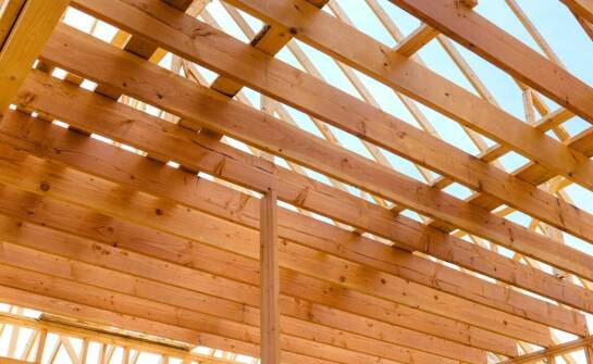 Bezpieczeństwo konstrukcji domów szkieletowych – kluczowe informacje