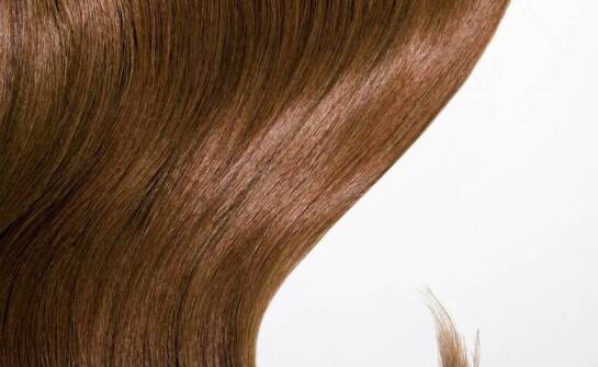 Wpływ diety na zdrowie włosów – co radzi trycholog?
