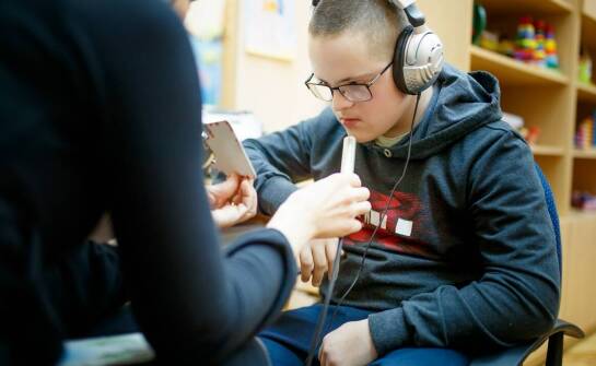 Jak audiometria impedancyjna wspiera diagnozę zaburzeń słuchu u najmłodszych?