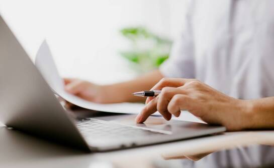 Znaczenie prawnej analizy korespondencji z urzędami skarbowymi dla przedsiębiorców