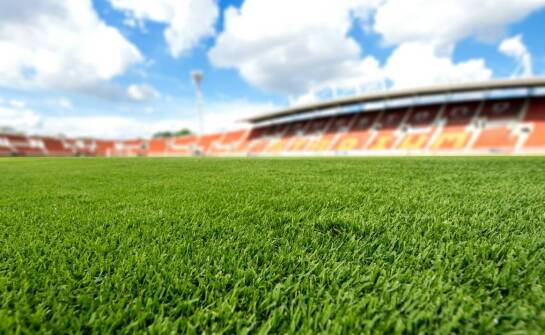 Wybór odpowiedniego ogrodzenia dla obiektów sportowych – kluczowe aspekty