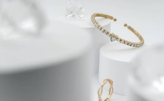 Różnorodność form w projektach koralowych bransoletek