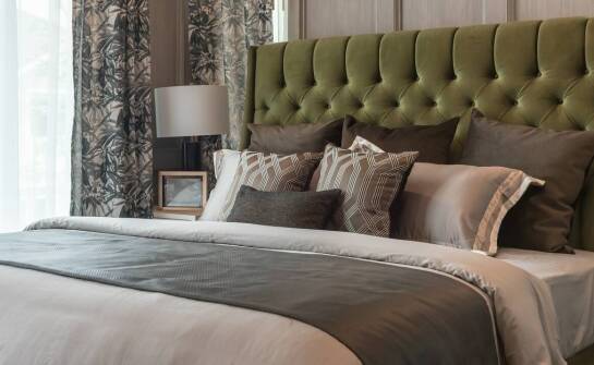 Materac z owczej wełny – jakie korzyści przynosi dla osób cierpiących na bóle pleców?