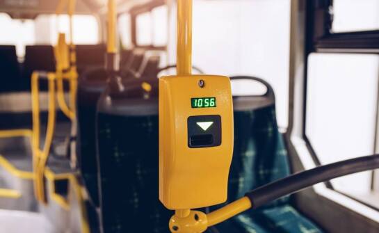 Ceny biletów: jak oszczędzać na codziennych dojazdach?