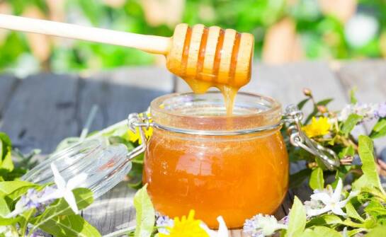 Jak miód w granulkach wpływa na zdrowie serca i układu krążenia?