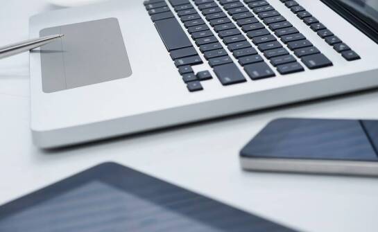 Mobilne narzędzia do wystawiania faktur – wsparcie dla korporacyjnej księgowości