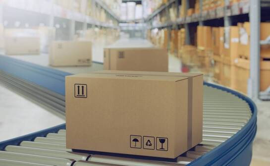 Jakie funkcje powinna spełniać nowoczesna maszyna do taśmowania w magazynach?