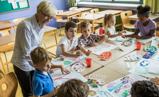 Wycieczki szkolne jako element wielokierunkowego rozwoju dzieci i młodzieży