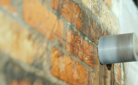 Wyciągowe wentylatory – ich znaczenie w efektywnym działaniu pieców