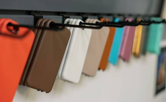 Wpływ technologii na rozwój akcesoriów meblowych z tworzyw sztucznych