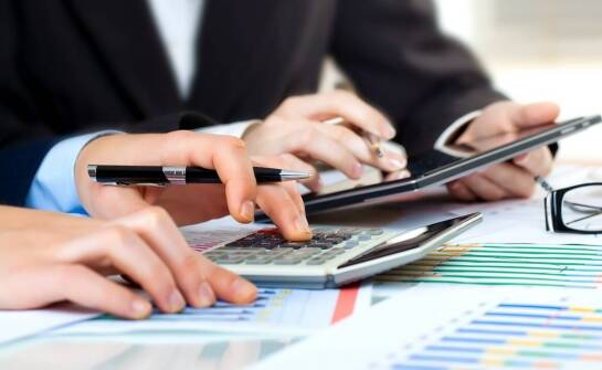Nowoczesna księgowość dla firm – kluczowe informacje i trendy branżowe