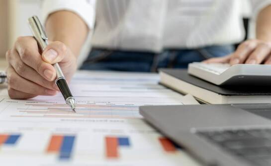 Usługi biura księgowego – zakres, korzyści i najważniejsze informacje