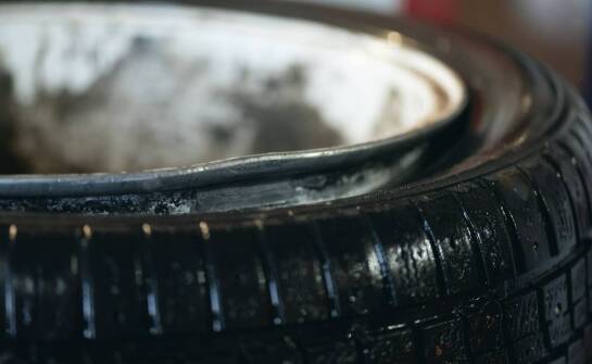Utylizacja opon – sprawdzone metody i ekologia w praktyce