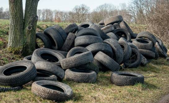 Recykling opon – korzyści, procesy i znaczenie dla środowiska