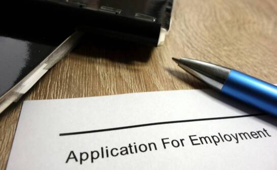 Pośrednictwo pracy dla cudzoziemców – rola firm branży HR Industry