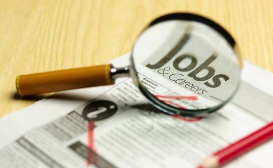 Pośrednictwo pracy – rola, korzyści i aktualne trendy na rynku zatrudnienia