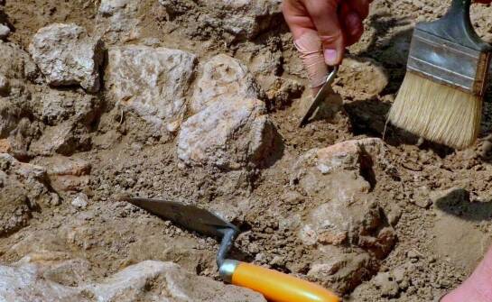 Kamieniarstwo – tradycja, materiały i inspiracje w nowoczesnych aranżacjach