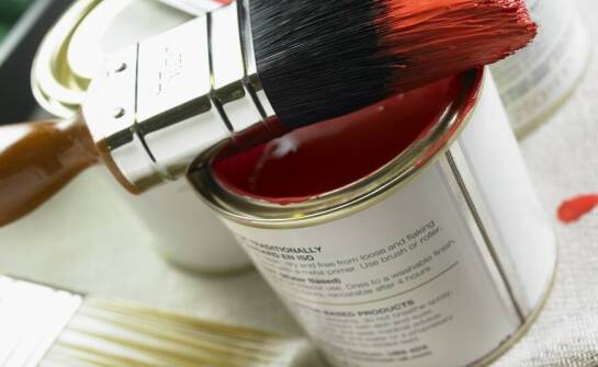 Czym charakteryzuje się wysokiej jakości lakierowanie samochodów