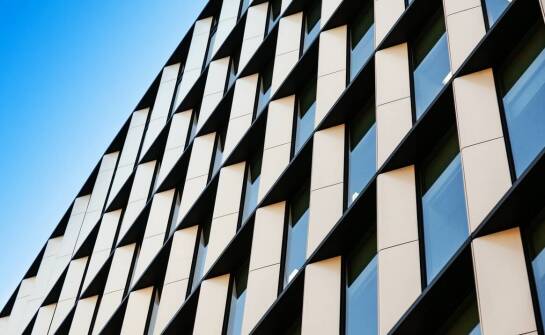 Trendy w elewacjach – inspiracje i pomysły na nowoczesne wykończenie domu