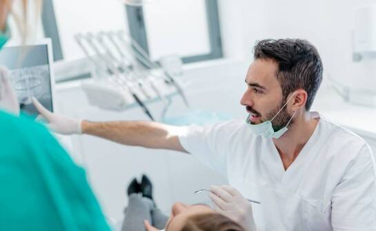 Najważniejsze informacje o usługach stomatologicznych i zdrowiu jamy ustnej