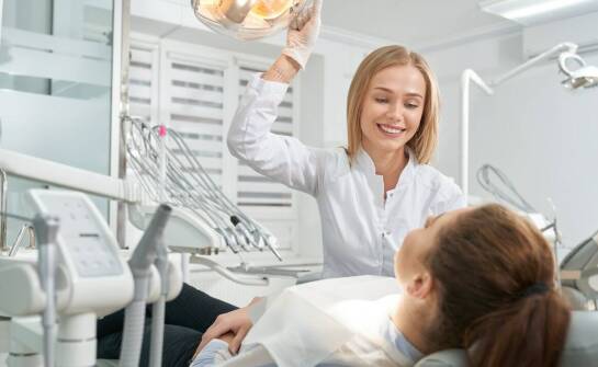 Nowoczesna stomatologia – co oferują współczesne gabinety dentystyczne