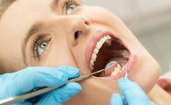 Stomatologia estetyczna – metody poprawy wyglądu i zdrowia zębów