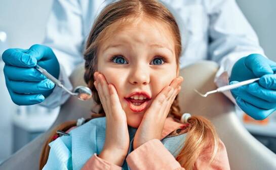 Zdrowe zęby u dzieci – jak zapewnić prawidłową higienę i profilaktykę