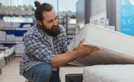 Pokrowce na materace – praktyczne rozwiązania dla komfortowego snu