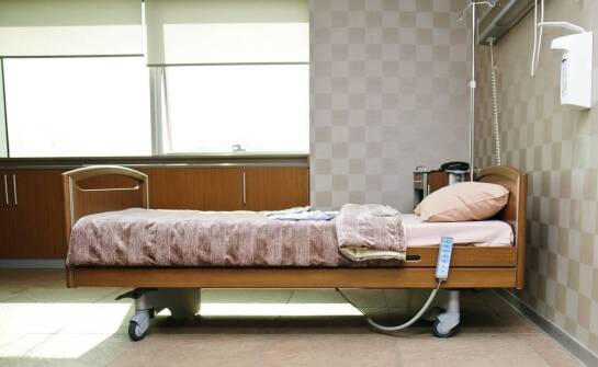 Podkłady szpitalne – zastosowanie, rodzaje i korzyści w opiece zdrowotnej