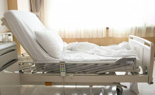 Podkłady szpitalne – rodzaje, zastosowanie i korzyści użytkowania