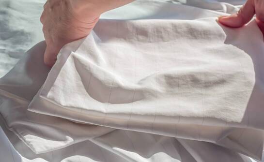 Prześcieradła bawełniane – właściwości, rodzaje i korzyści użytkowania