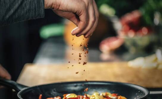 Dziczyzna na polskim stole – tradycja, smaki i wartości odżywcze