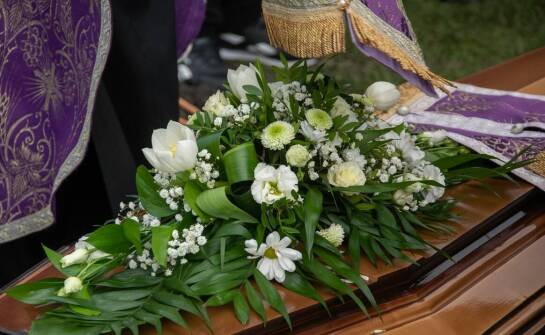 Najważniejsze informacje o organizacji i przebiegu ceremonii pogrzebowych