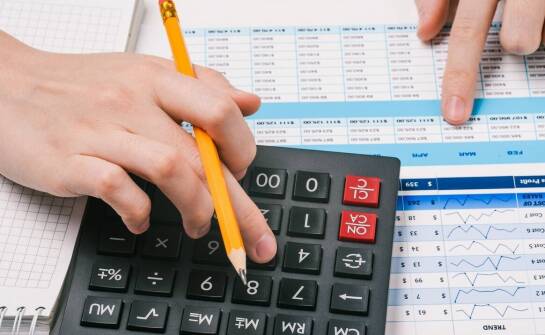 Pełna księgowość – kluczowe informacje i zasady prowadzenia ewidencji