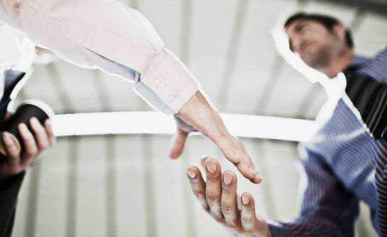 Najważniejsze informacje o procesie zakładania firmy i dostępnych formach wsparcia