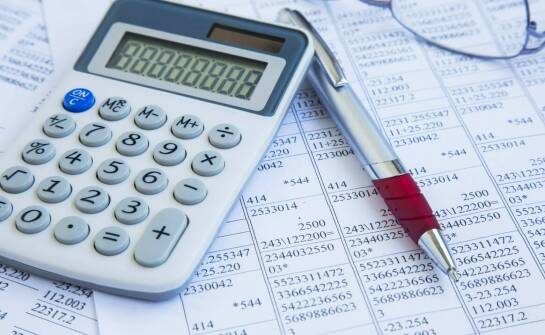 Podstawy rachunkowości – kluczowe informacje dla początkujących i firm