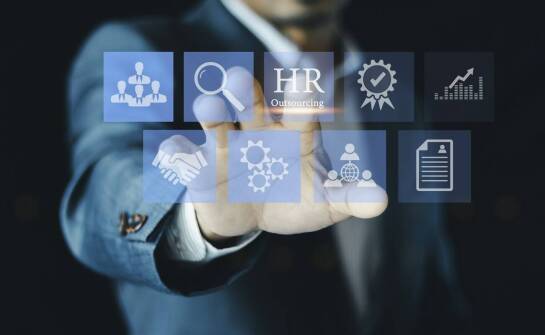 Kadry i płace w firmie – najważniejsze zasady i aktualne obowiązki