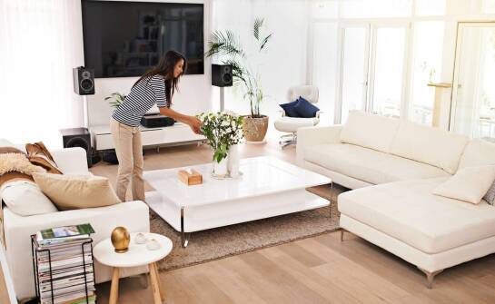 Systemy bezuchwytowe do mebli – funkcjonalność i estetyka nowoczesnych rozwiązań