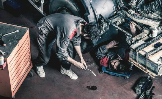 Najczęstsze usterki w autach francuskich i skuteczne naprawy w warsztacie