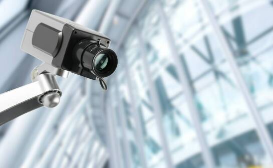 Kamery do monitoringu — najważniejsze informacje i zastosowania w praktyce