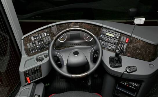 Klimatyzacja w busach do Niemiec: jak wpływa na komfort podróży?