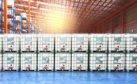 Możliwość sztaplowania pojemników 80x60 a oszczędność miejsca