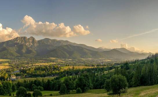 Kolejka Izerska: fascynująca podróż przez malownicze krajobrazy