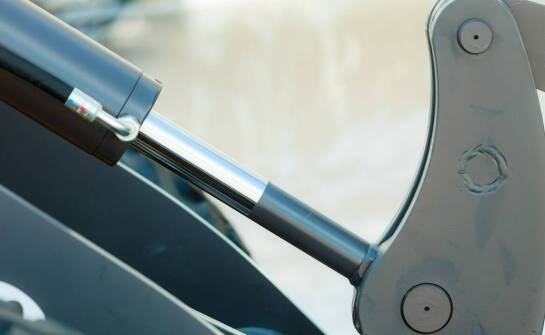 Techniki montażu szyb w ciągnikach, które zapewniają trwałość i bezpieczeństwo