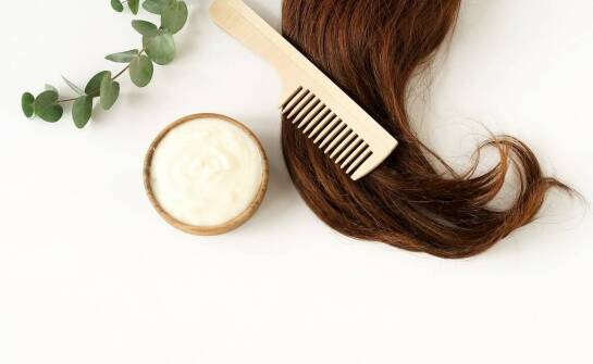 Wpływ profesjonalnych balsamów na kondycję włosów po farbowaniu