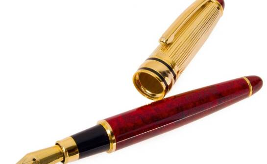 Jakie są najnowsze trendy w projektowaniu stalówek o grubości f?