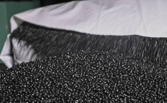 Pokrowce Mercedes Actros MP4 – jakie materiały gwarantują trwałość i komfort?