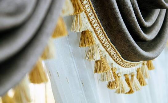 Jakie możliwości daje nabijanie przelotek do zasłon w Catalaya Design?